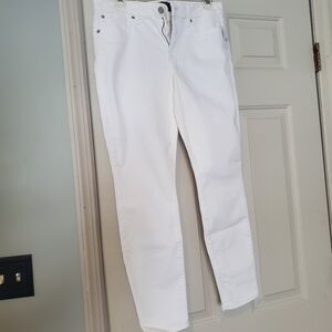 GAP Women's Crisp White Straight Leg Jeans